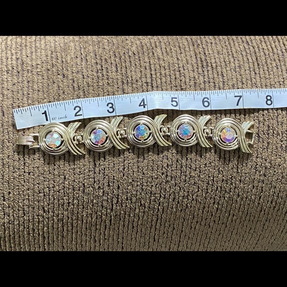 Vintage 1962 Sarah Coventry gold bracelet. Aurora Swirl - Picture 2 of 7